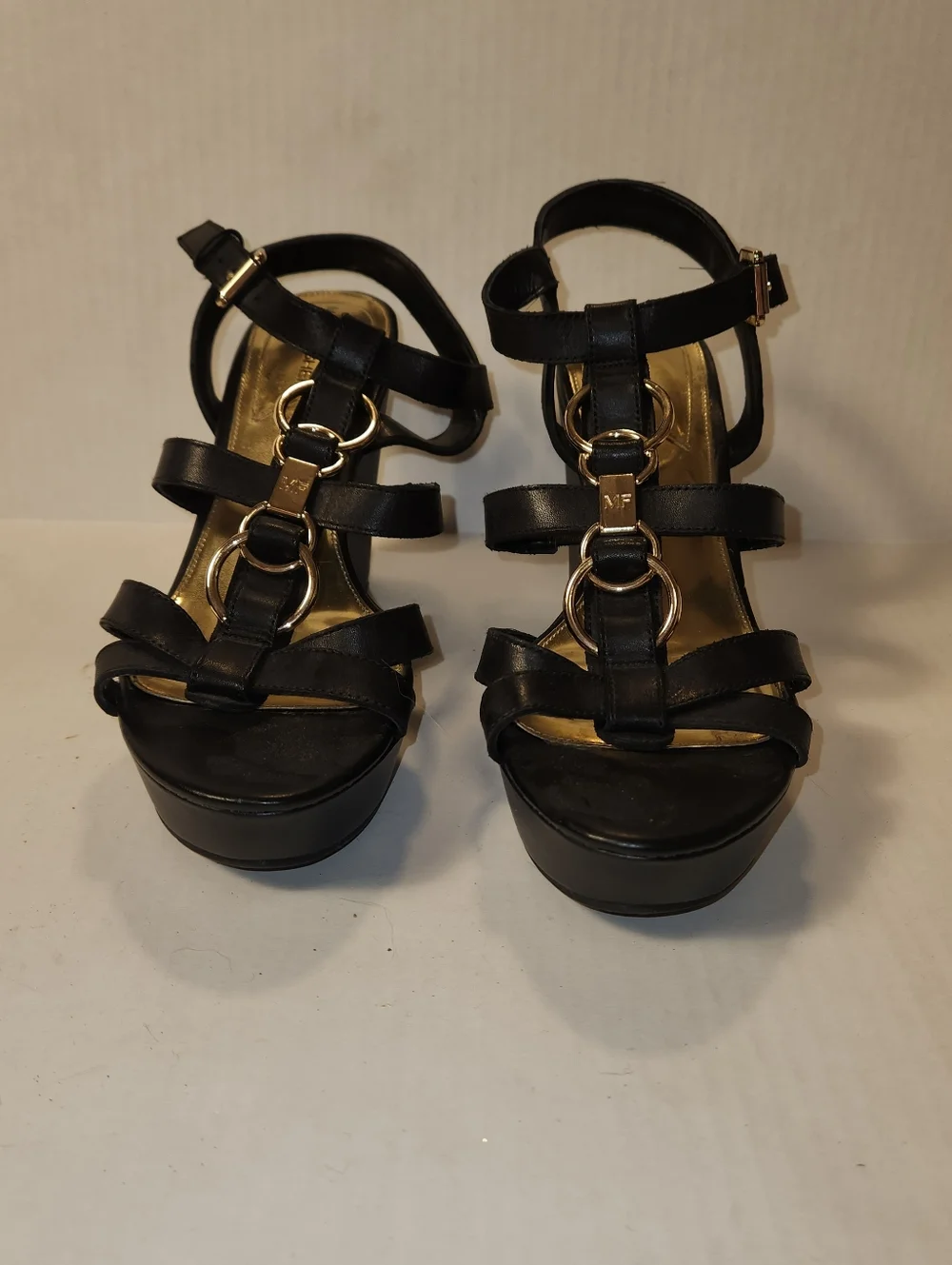 Marc Fisher Genny Black Leather Strappy Platform Wedge Sandals Sandals 8 EUC